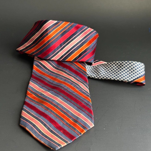 TOMMY HILFIGER 100% Silk Men's Neck Tie, Two Tone Pattern/Stripped + Check-USA - Picture 1 of 8